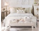 DecoStores comercializeaza paturi vintage si metalice