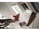 Mansardă răcoroasă cu ajutorul parasolarului și al roletelor exterioare VELUX
