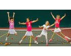 Dansul si tenisul, doua sporturi preferate de copii