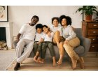 Inima Autentică a Poveștilor de Familie, O Nouă Platformă de Inspirare și Susținere pentru Mame, Soții și Familii în Ansamblu