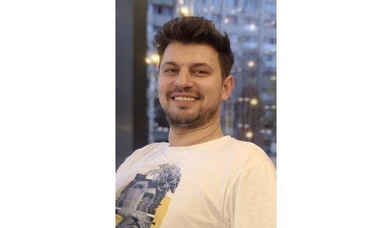 Antreprenorul român Alexandru Toma lansează două platforme AI care redefinesc juridicul și securitatea: Legal Copilot și Visionguard
